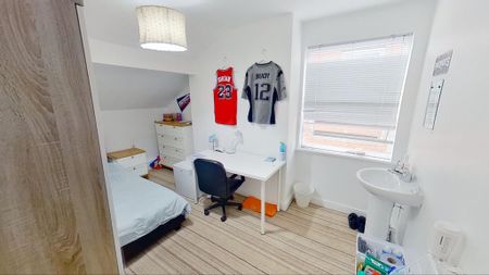 7 bedroom house to rent - Photo 3