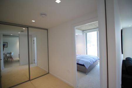 1 Bed Flat in Hoola Development, E16 - Photo 2