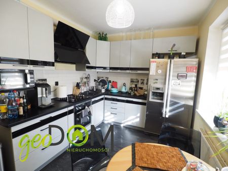 Odrębne mieszkanie w połówce bliźniaka - Zdjęcie 4