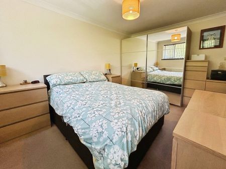 Cwrt Ty Mawr, Caerphilly - Photo 4