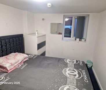 Stratford Terrace, Leeds - Photo 3