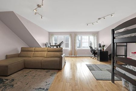 Montréal (Saint-Laurent) (Nouveau Saint-Laurent/Bois-Franc) - Photo 3