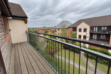 2 bedroom apartment to rent - Photo 5