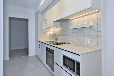 For Lease - 5 Buttermill Avenue Unit# 5312, Vaughan, Ontario - Photo 5