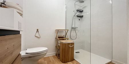 Appartement te huur in Tournai voor € 675 met 1 slaapkamer - Photo 5