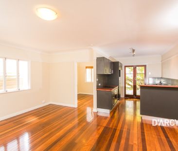 46 HARWOOD ST - Photo 1