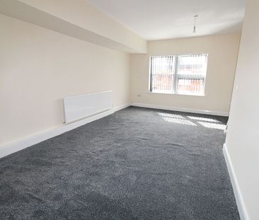 1 bed flat to rent in Stamford Street Central, Ashton-Under-Lyne, OL6 - Photo 2