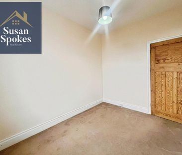 3 bedroom flat to rent - Photo 4