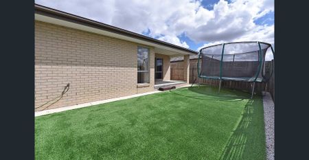 Modern Family Living in a Convenient Westmeadows Location - Photo 3