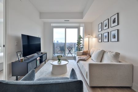 For Lease - 202 Burnhamthorpe Road Unit# 1904W, Mississauga, Ontario - Photo 3