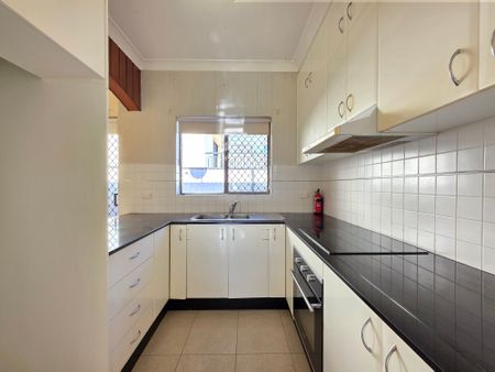 TIDY & CLEAN 2 BEDROOM VILLA FOR RENT - Photo 5