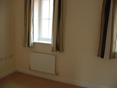 2 bedroom semi-detached house to rent - Photo 4