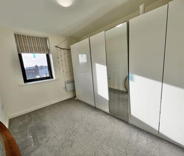 2 bedroom apartment to rent - Photo 4