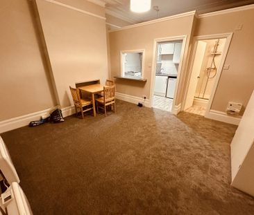 Studio to rent - Photo 6