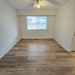 Centrally Located Upper Home in Chilliwack - Photo 2