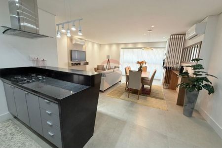 RE/MAX ALUGA APARTAMENTO TRENS CAMBUÍ MOBILIADO 2 SUÍTES- R$ 8.852,00 - Foto 2