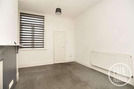 Battery Green Road, Lowestoft, Suffolk, NR32 - Photo 2