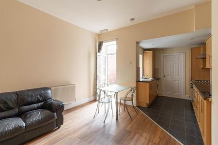 Bayswater Road, Jesmond, Newcastle Upon Tyne - Photo 3