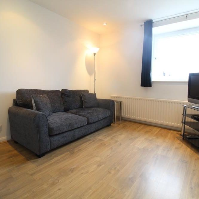 Gairn Terrace, Top floor, AB10 - Photo 1