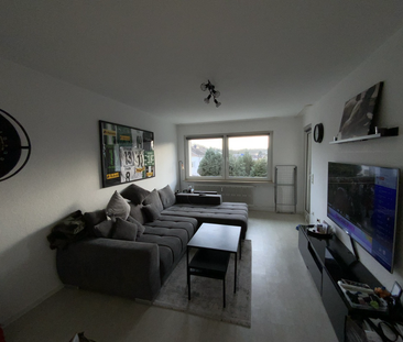 Schöne 2-Zimmer-Wohnung mit Balkon und modernem Bad - Küchen- und S... - Foto 2