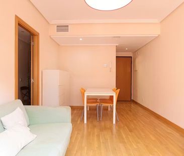 Calle del Panizo, Madrid, Community of Madrid 28039 - Photo 5