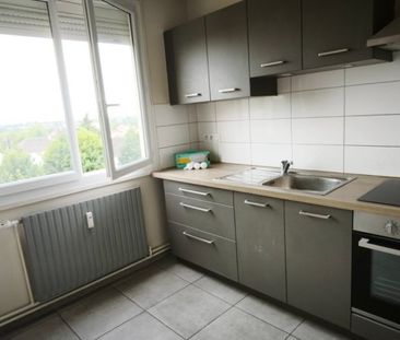 Location Appartement 1 pièce 32m² CHAMPFORGEUIL 71530 - Photo 1