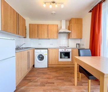 Amazon Court, Admirals Way, Gravesend, Kent, DA12 - Photo 2