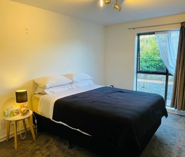 Property Management111A East Coast Road, Castor Bay - House for Rent - Photo 1