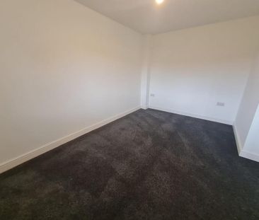 2 bedroom townhouse to rent - Photo 2