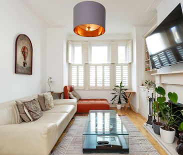 Elborough Street - Photo 1