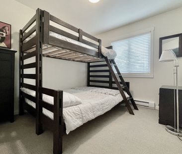 For Lease - 571 OXBOW Crescent, Collingwood, Ontario - Photo 3