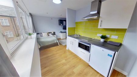 Studio to rent - Photo 3