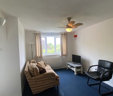 1 Bed Flat, Bream Close, N17 - Photo 6