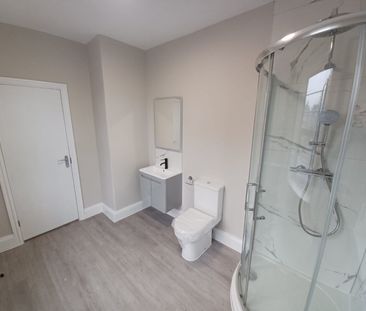 4 bedroom detached house share to rent - Photo 5