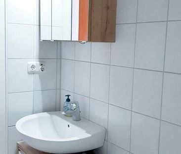 Ab Sofort Voll Möblierte 2½Zimmer Wohnung in Duisburg Laar - Photo 6