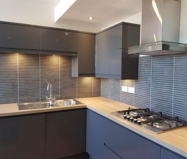 6 bedroom house to rent - Photo 2
