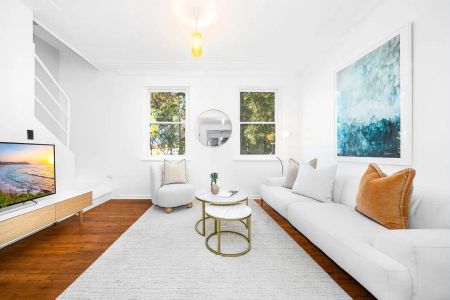 “Spacious Home with Large Backyard in Prime Maroubra Location” - Photo 3