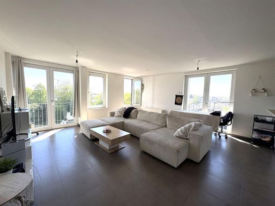 Appartement te huur in Kortrijk - Photo 1