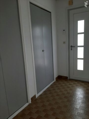 Maison de plain pied sur sous sol - Photo 5