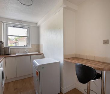 2 bedroom apartment to rent - Photo 6