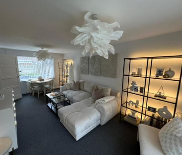 3 bedroom terraced house to rent - Photo 2