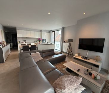 LIEDEKERKE - Luxueus appartement met staanplaats. - Photo 6