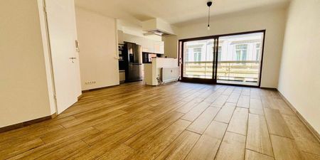 Appartement te huur in Lessines voor € 800 met 2 slaapkamers - Foto 4