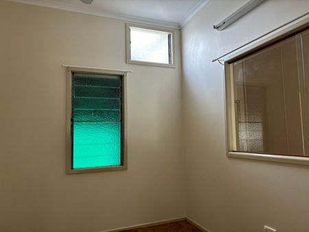 QUIET COUNTRY LIVING - Photo 2