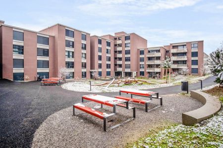 MIETEN OHNE KAUTION - Grosszügige 2.5-Zimmerwohnung - Photo 4