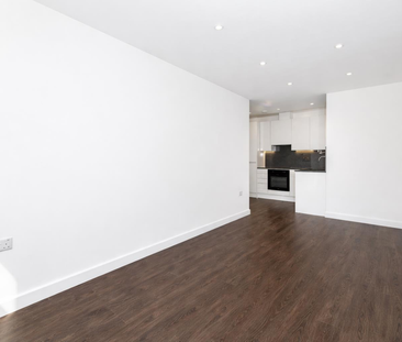 Crouch Street, Colchester - Photo 2