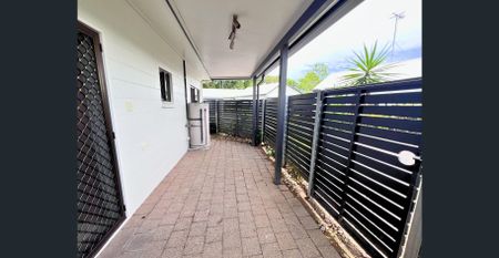 Modern Coastal Living in the Heart of Yorkeys Knob - Photo 4