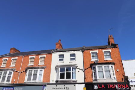 3 bedroom apartment to rent - Photo 2