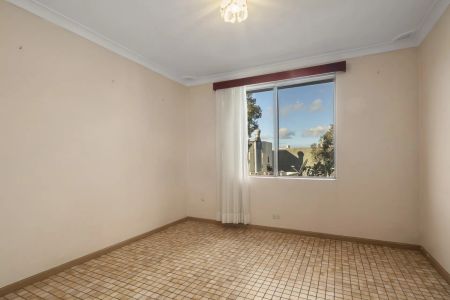 Large 3-Bedroom House with Garage in the Heart of Balmain Village - 3 Month Short Term Lease - Photo 5