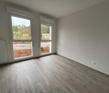 Location Appartement 3 pièces 61m² - Photo 5